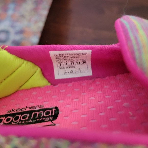 Sketchers Goga mat shoes- woman's size 7 - Picture 3 of 5